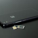 sim free vs contract phones uk guide