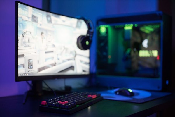 gaming pc vs console